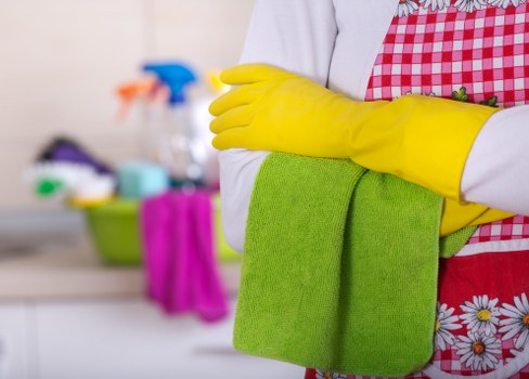 Bathroom cleaning in a Kingstonuponthames property
